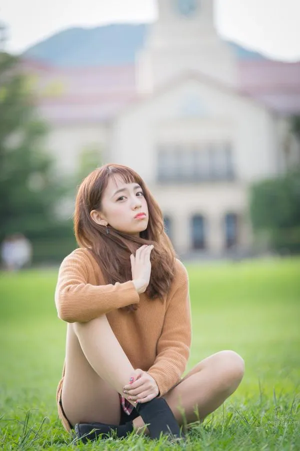 Mayuka Kuroda - Active College Student's First Swimsuit Photo photo 17