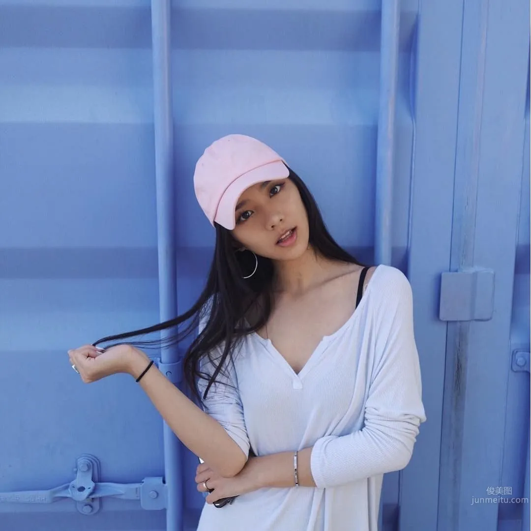 Kathy Zheng, The Shanghai Beauty with a Great Figure photo 10