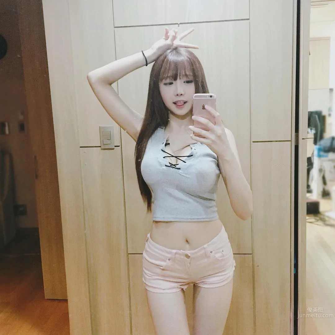 BJ Sojin- 好正的白皙南韓視訊主播 8
