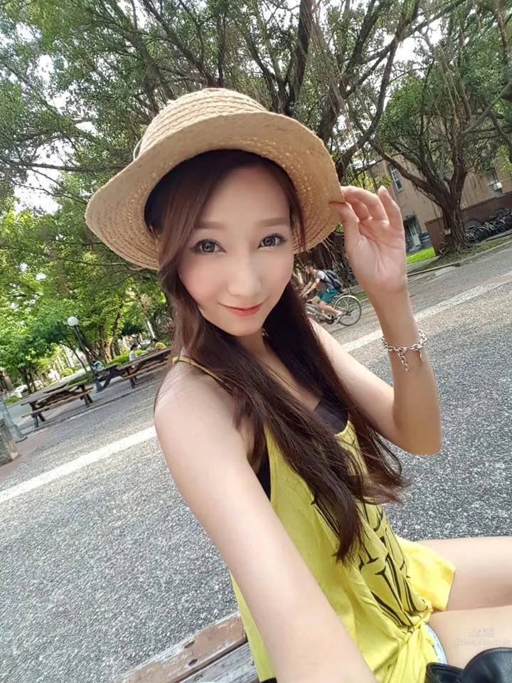 陈逸婕Tina- 32C长腿车模私房照_0