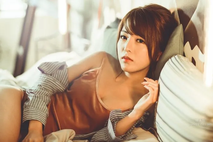 Vivi Tam(譚嘉儀)- 小女人 14