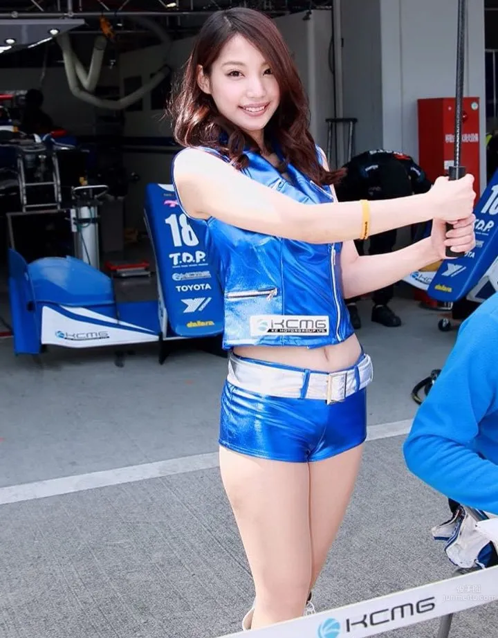 蒼憐奈- 美豔賽車女郎美圖 9