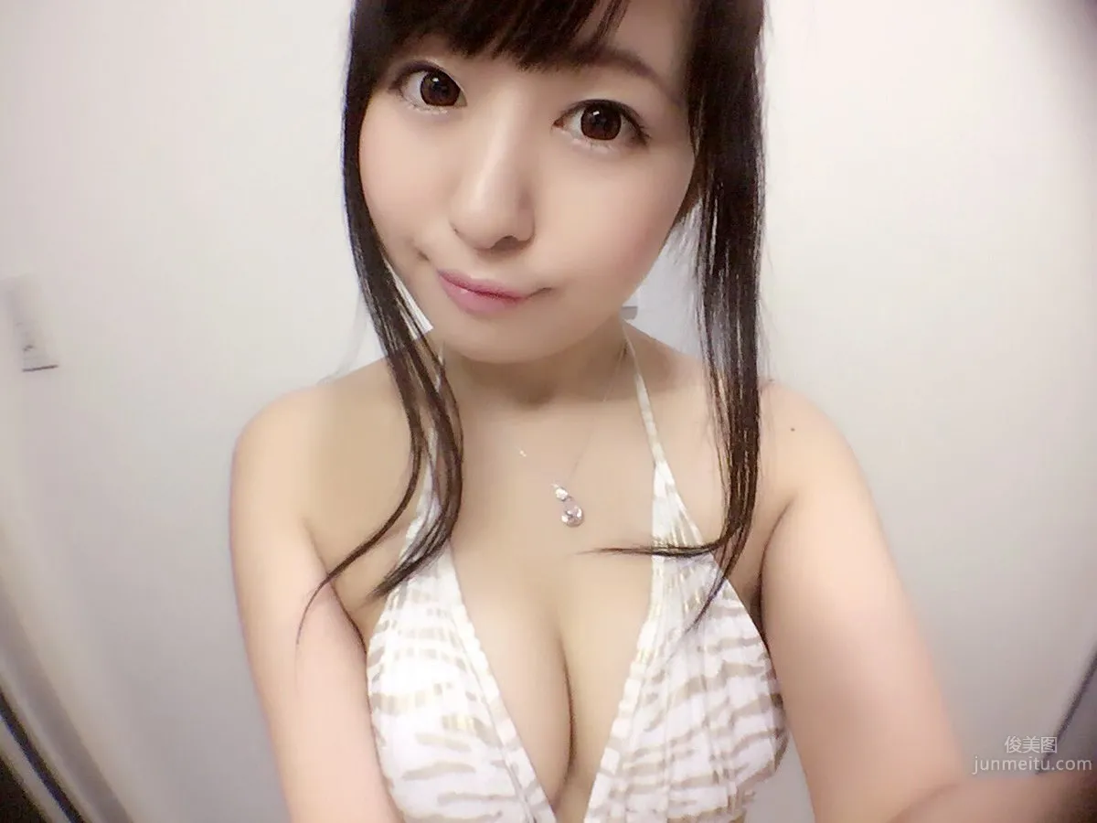 Natsuki Koyama - G-Cup Girl's Eye-Catching Twitter Photos photo 10
