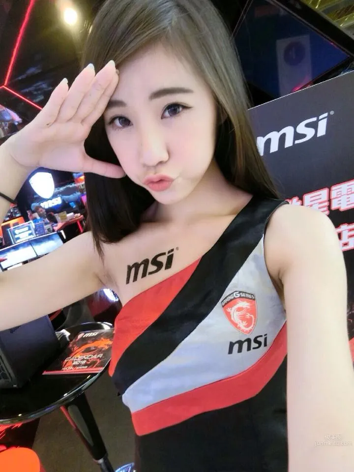 Amber Lin - Super Slim Sexy Dancer photo 8