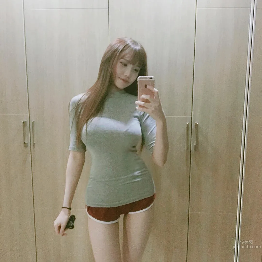 BJ Sojin- 好正的白皙南韓視訊主播 15