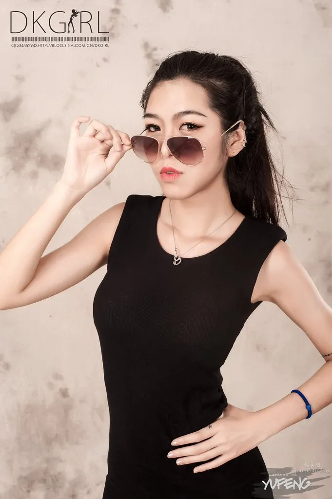 蔡乐儿- 御女郎冷艳性感写真合集_11