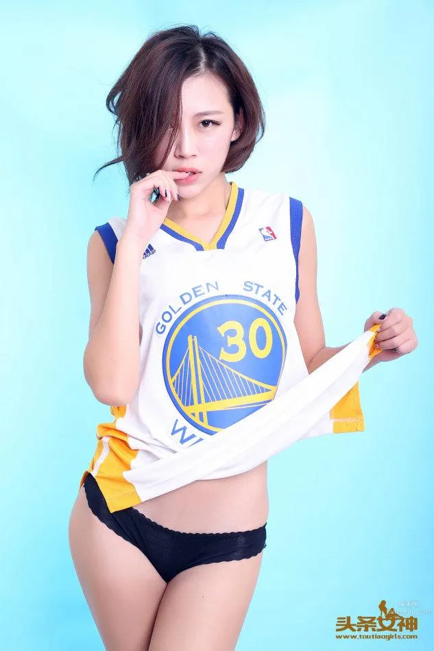 乔米- #头条女神#库里美女球迷性感写真_3