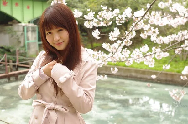 Natsuki Koyama - G-Cup Girl's Eye-Catching Twitter Photos photo 17