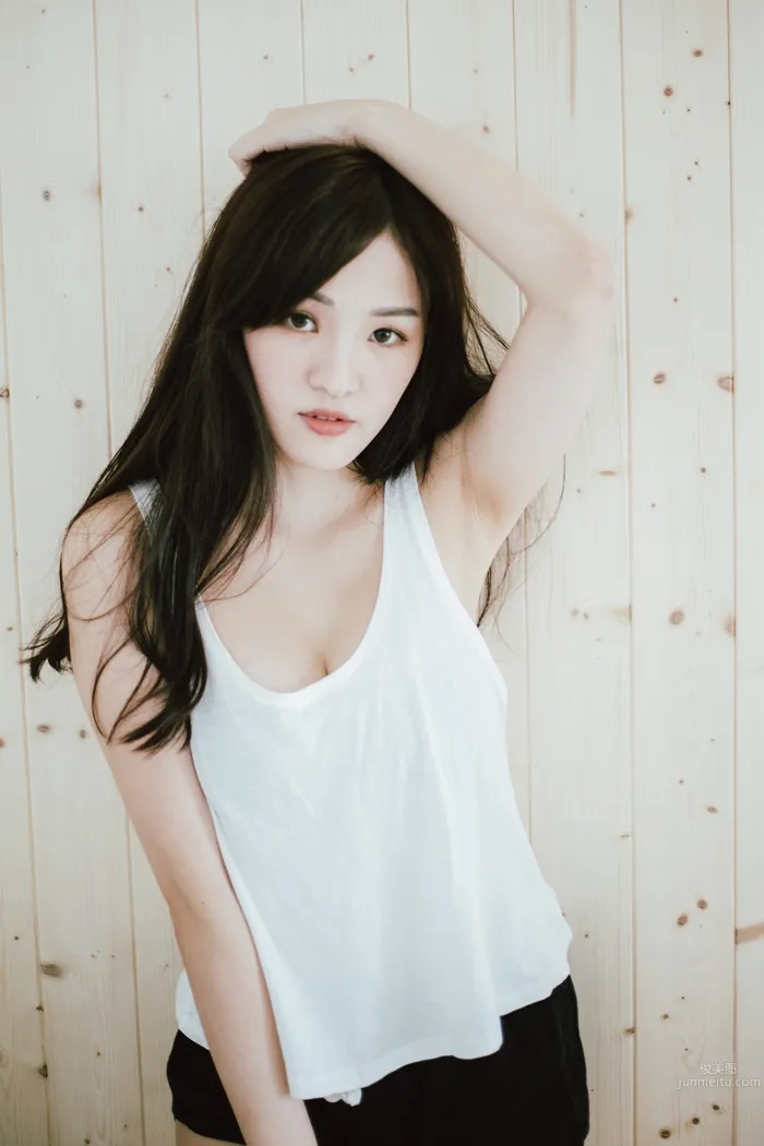 He Luoyi: Ashley photo 25