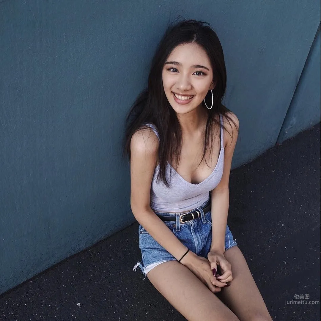 Kathy Zheng, The Shanghai Beauty with a Great Figure photo 13