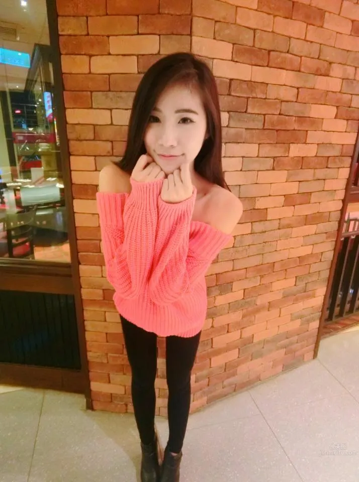 Amber Lin - Super Slim Sexy Dancer photo 14