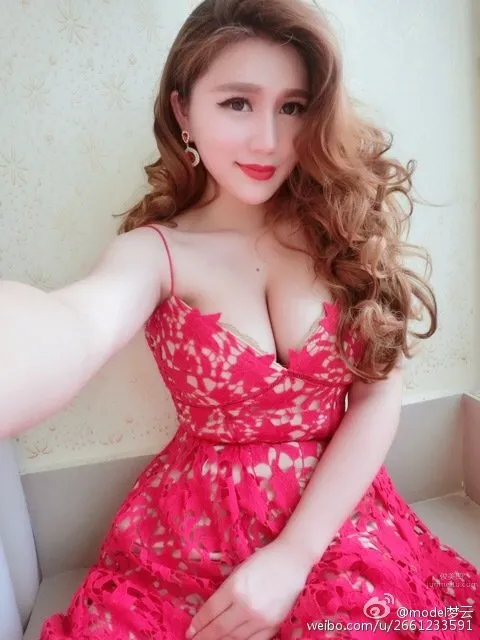 Wu Mengyun - Weibo F90 Super Busty Private Shoot photo 5