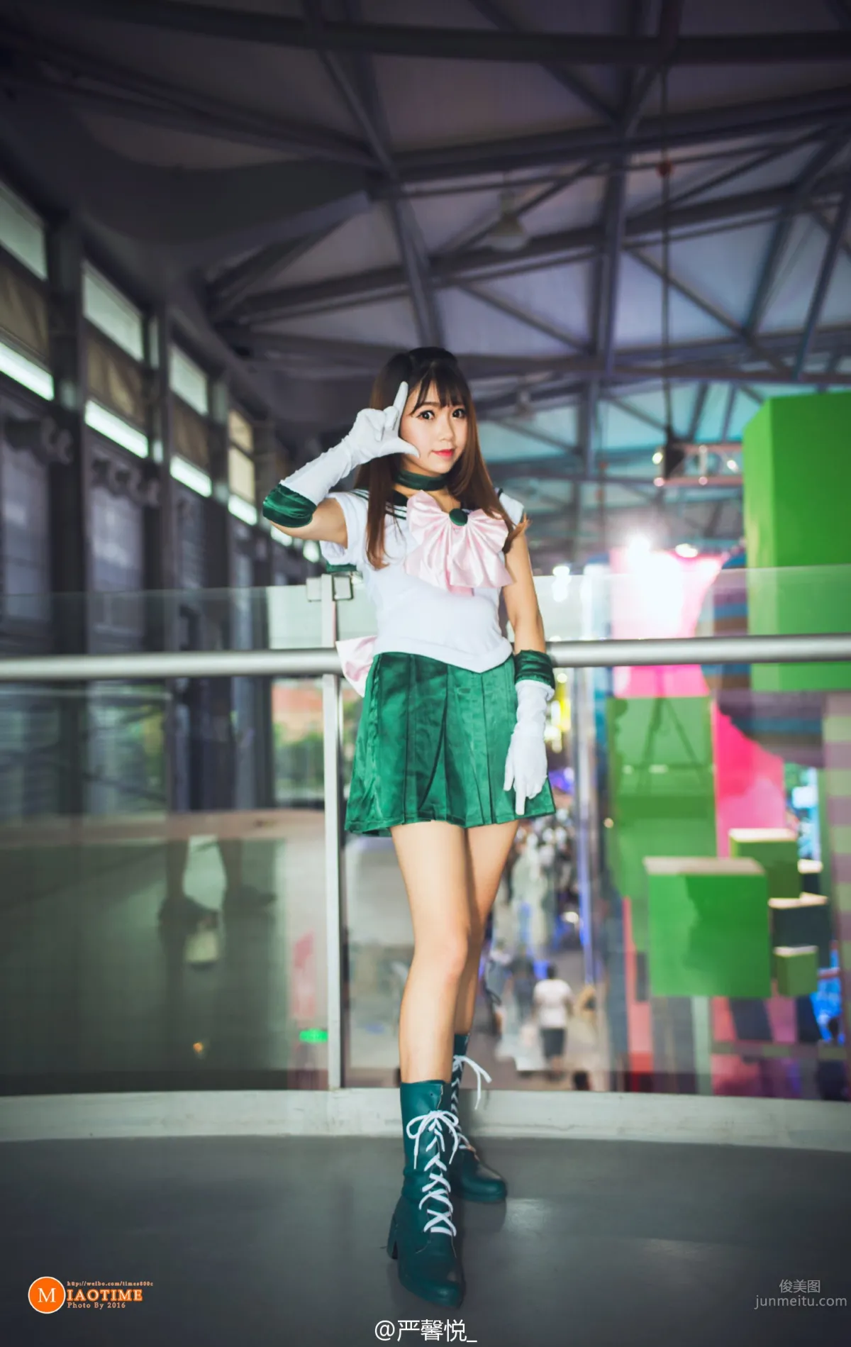 Yan Xinyue, 2016 ChinaJoy 360 Booth SG photo 5