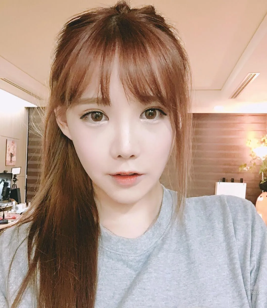 BJ Sojin- 好正的白皙南韓視訊主播 21