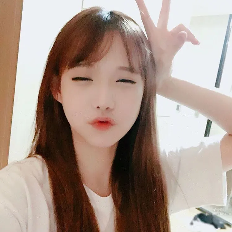 BJ Sojin- 好正的白皙南韓視訊主播 11