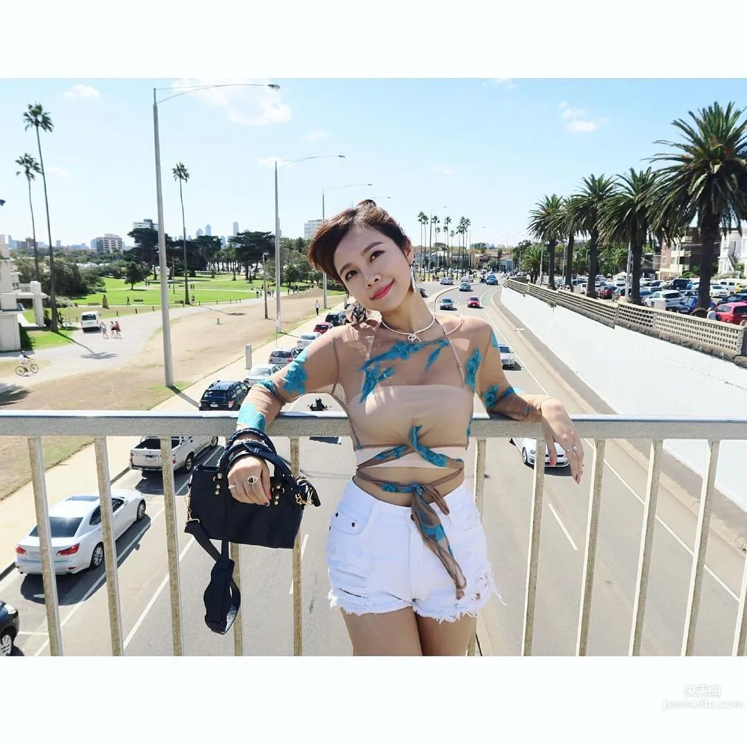 Chen Zhiyou, Hong Kong's New Bust Goddess Bikini Photos photo 31