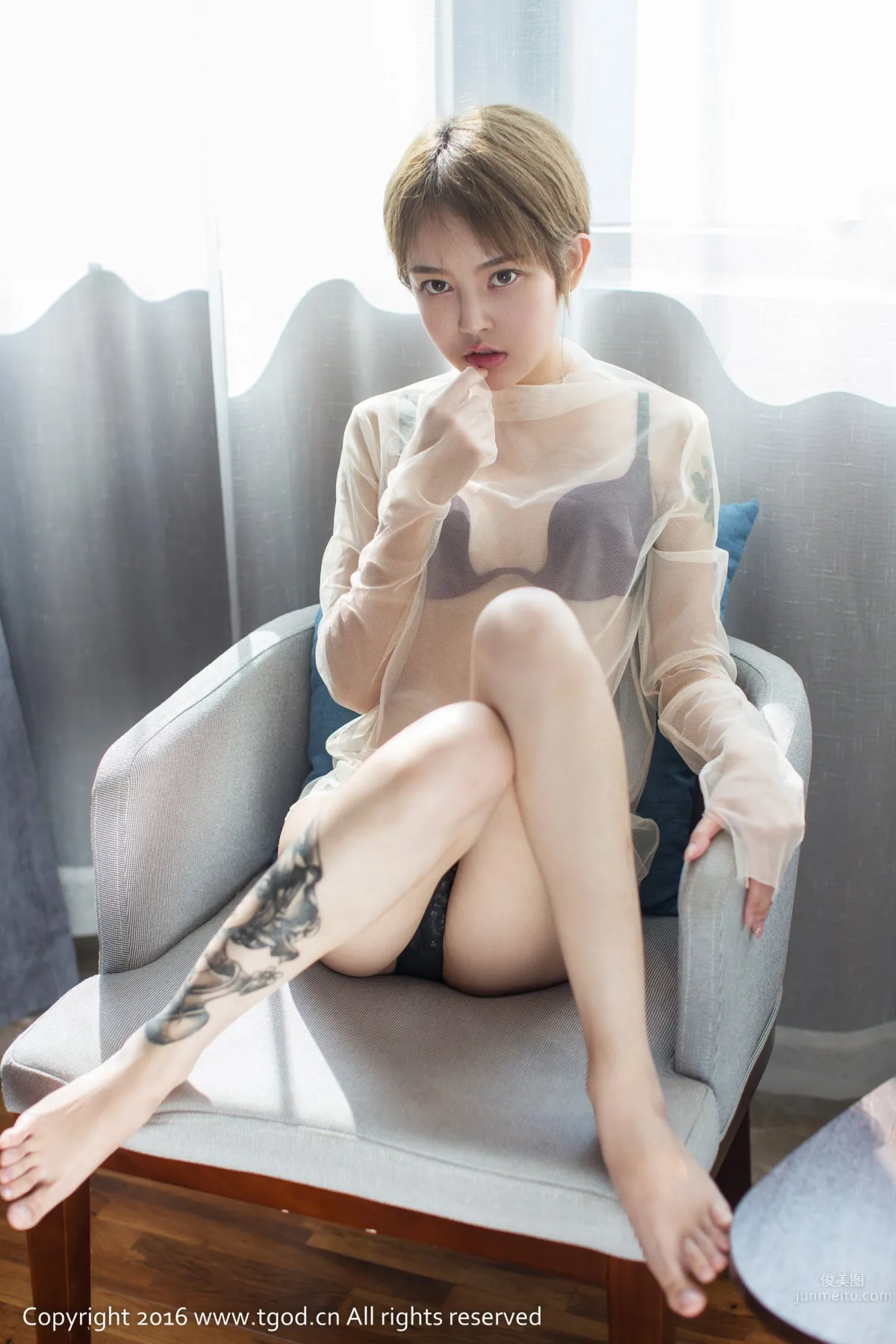 lynne Limo: YouMi photo 5