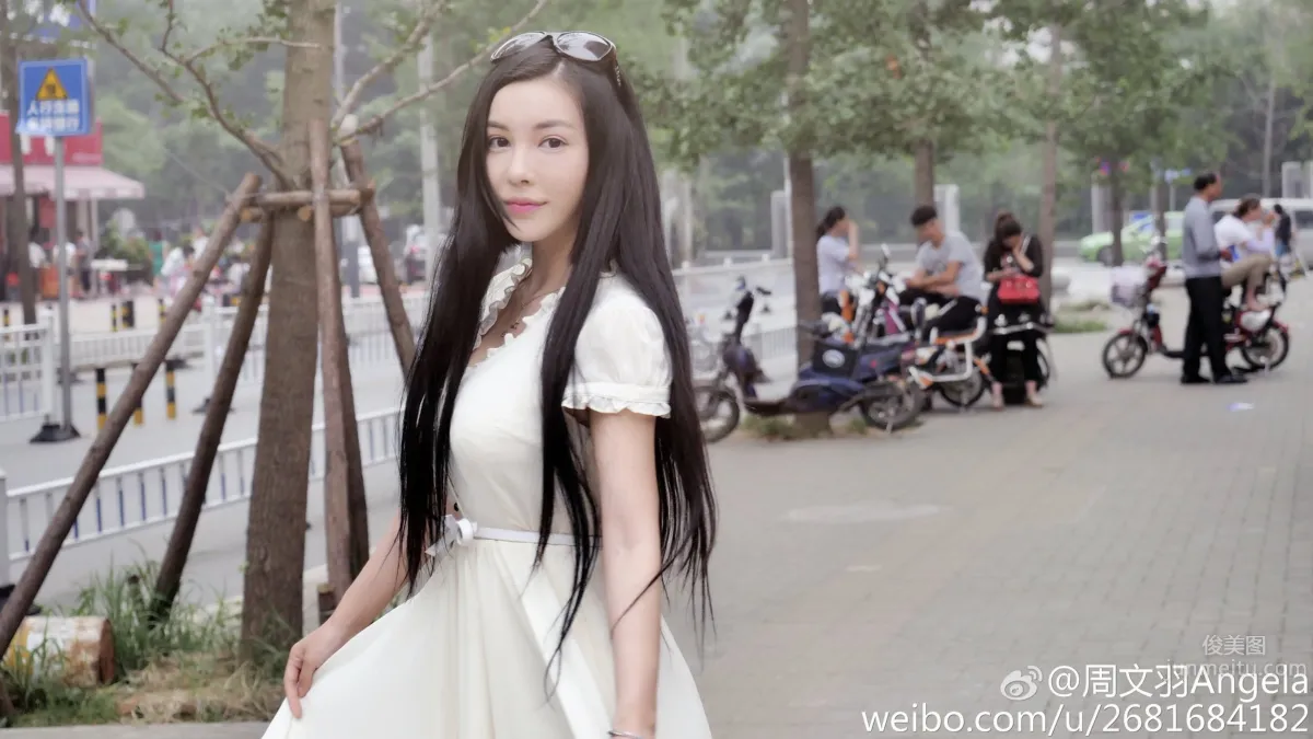 周文羽Angela- 童顔美女好身材私房美圖 17