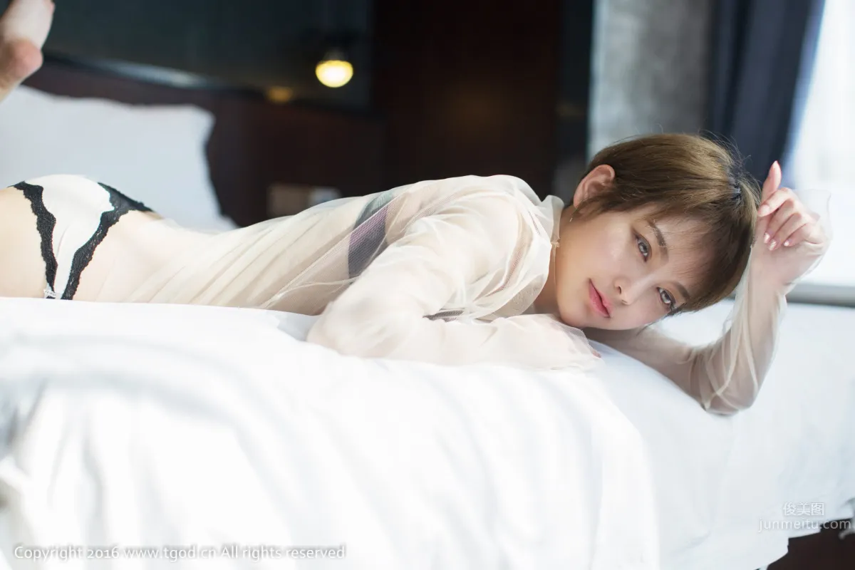 lynne Limo: YouMi photo 28