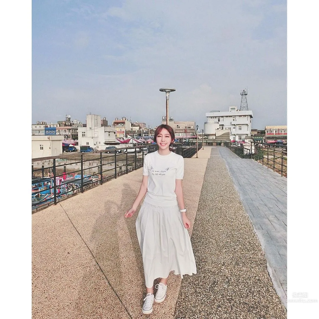 Xu Qingling, The Big-Eyed Beauty Who Walked Out of a Comic photo 10