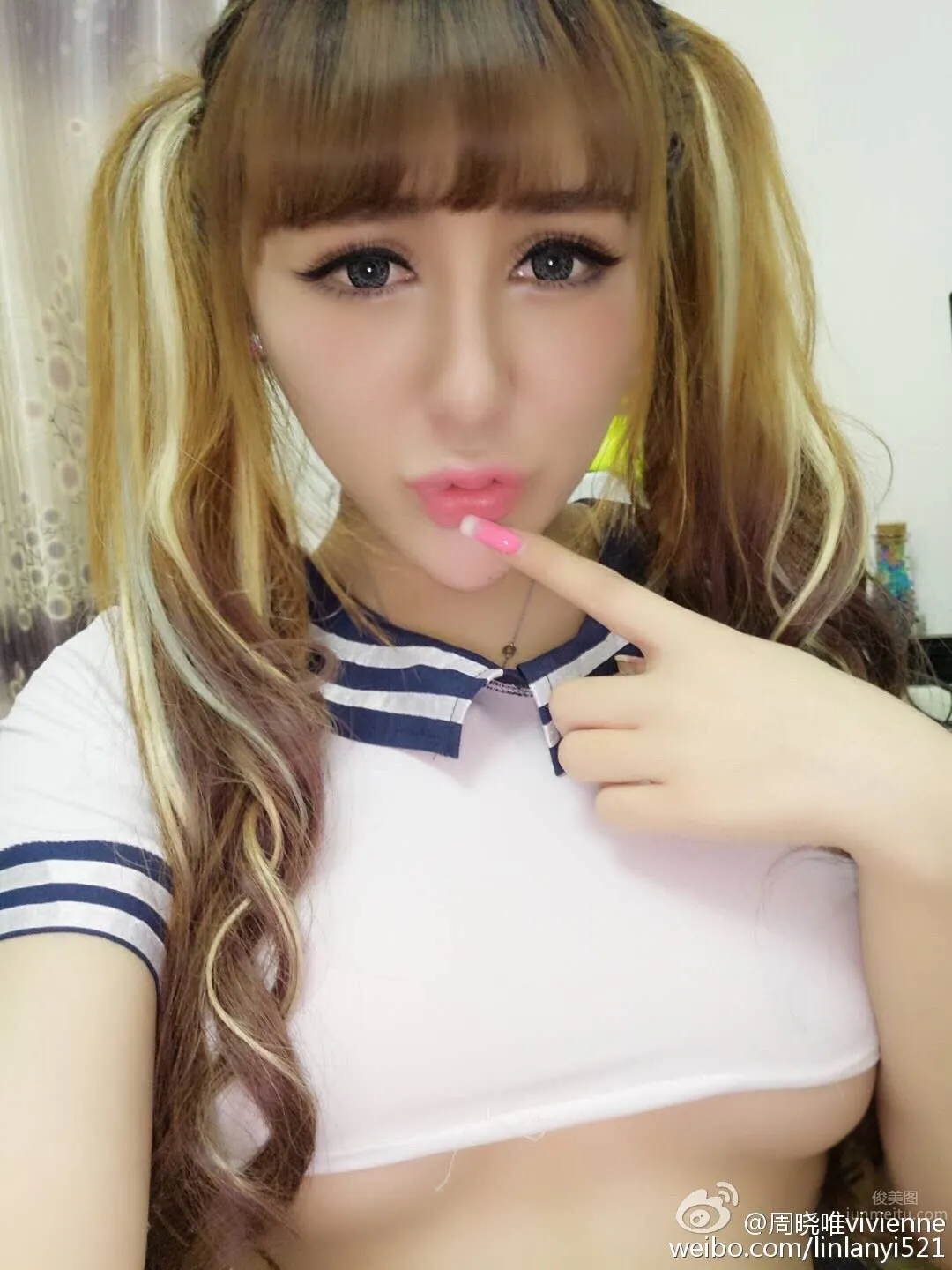 Zhou Xiaowei vivienne, Weibo Sexy Private Shoot Beautiful Pictures photo 11