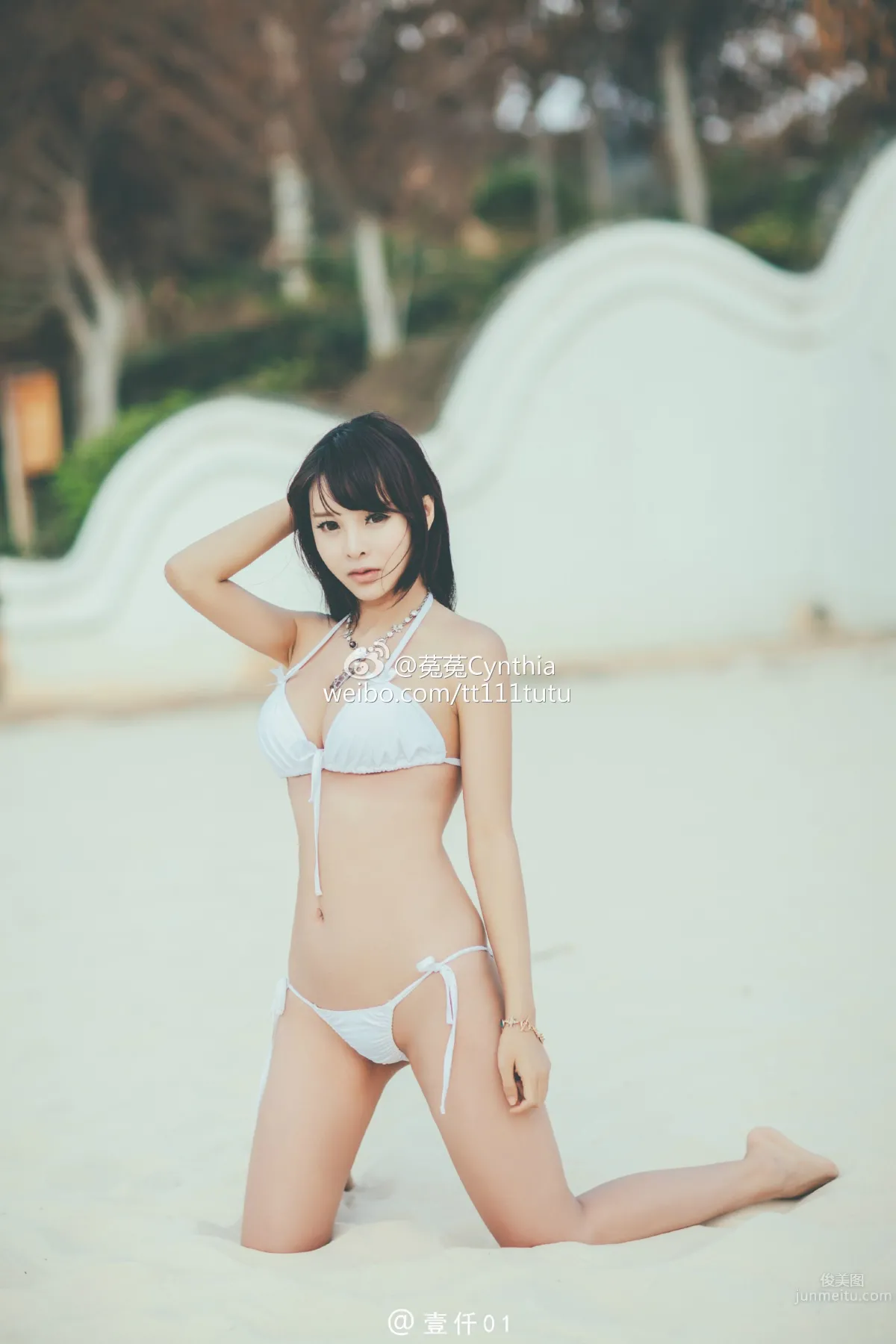 Tutu Cynthia, Big-Eyed Girl Sexy Bold Photo Shoot photo 30