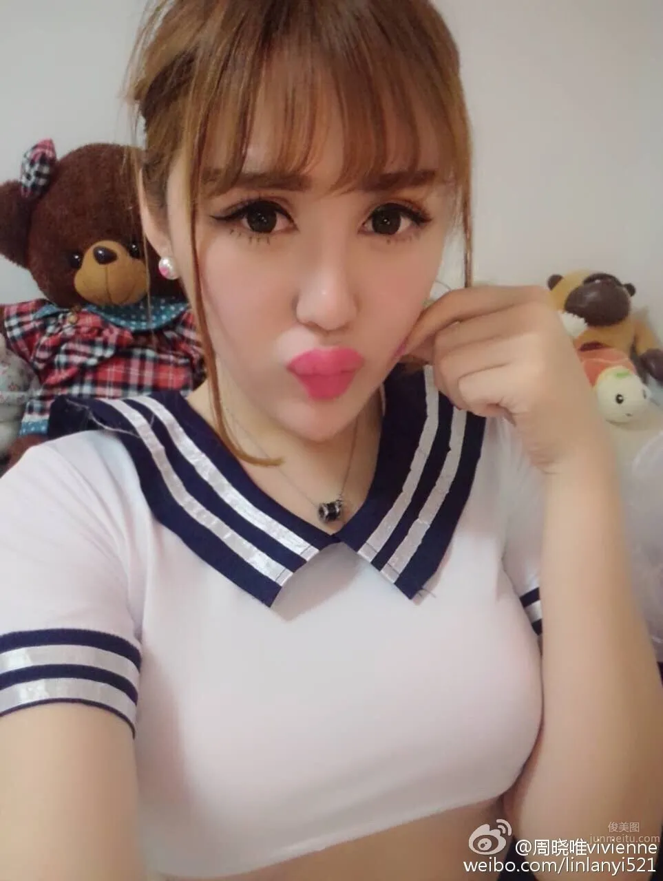 Zhou Xiaowei vivienne, Weibo Sexy Private Shoot Beautiful Pictures photo 20