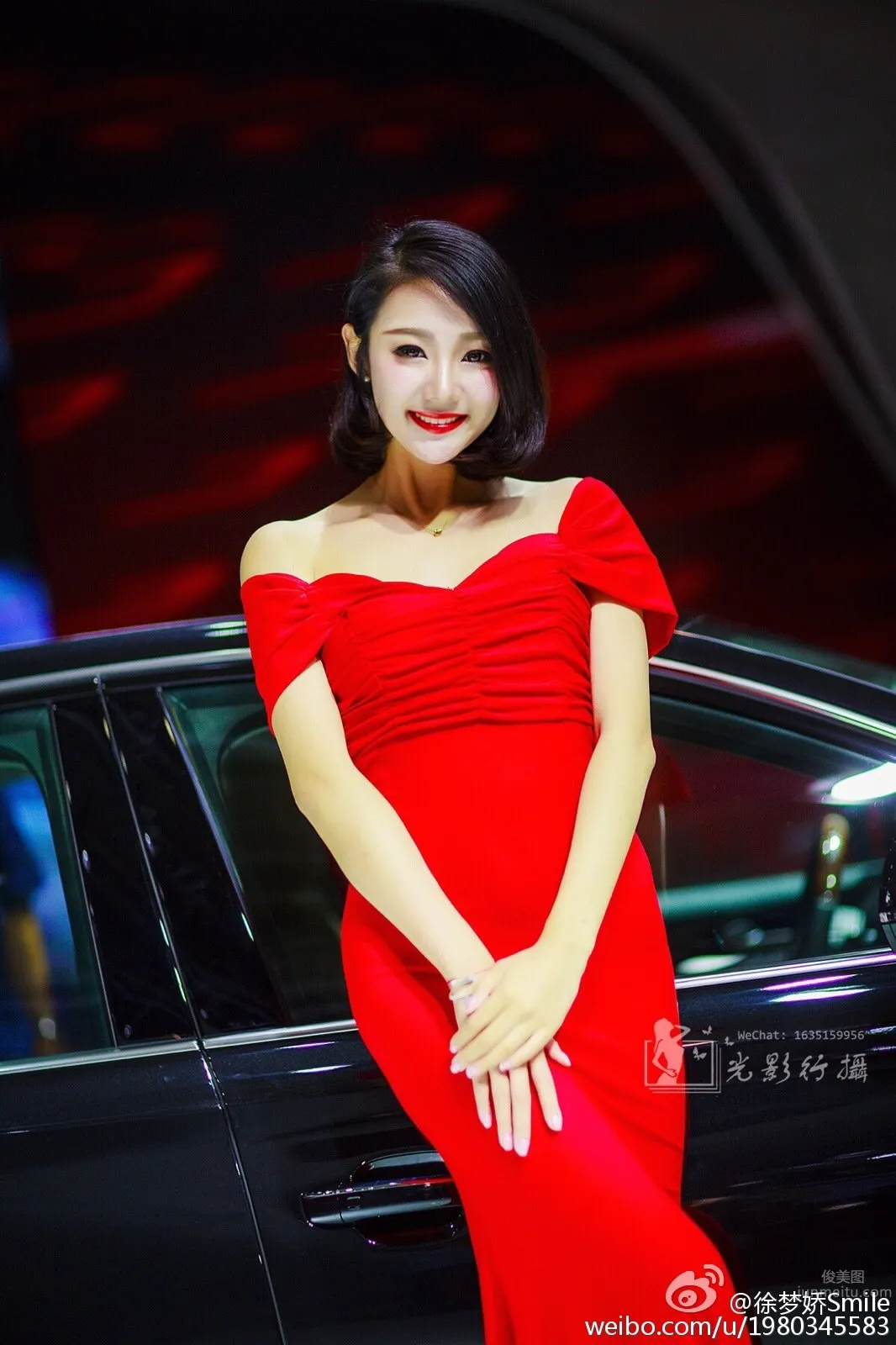Xu Mengjiao Smile, Fashionable and Beautiful Car Model photo 7