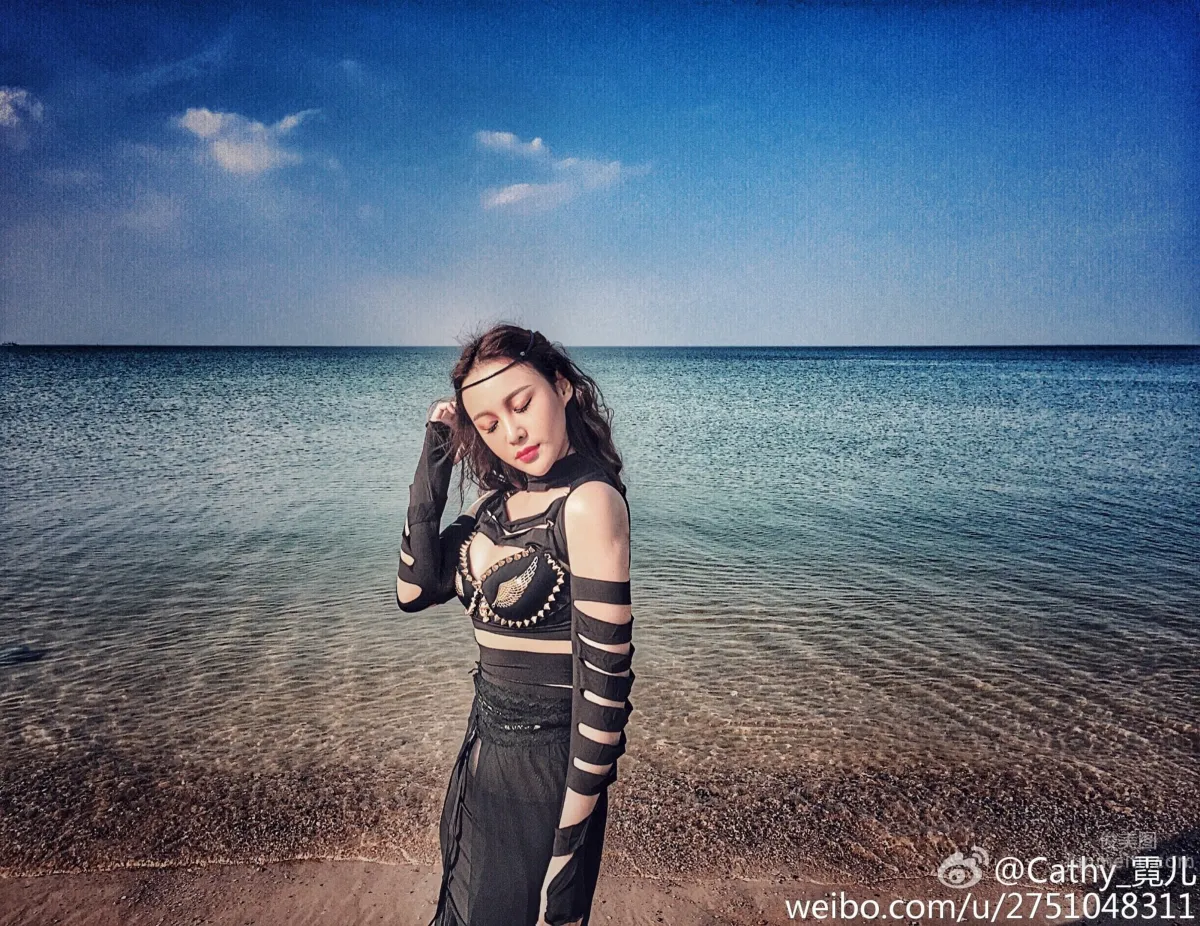 athy_霓兒- 微博私房美圖 13