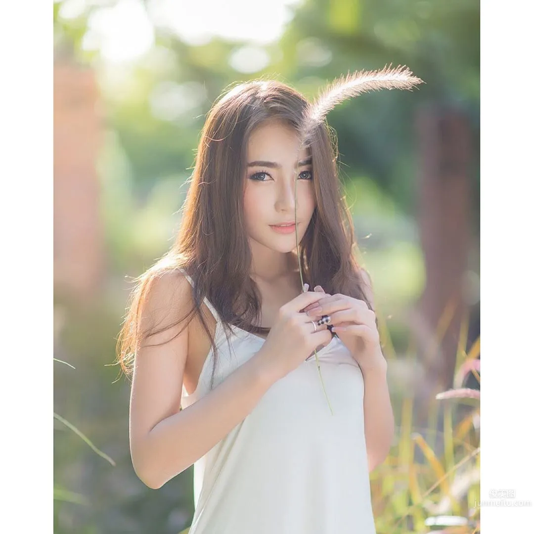 Bowlki Phasinee- 完勝人妖的泰國好胸妹 6