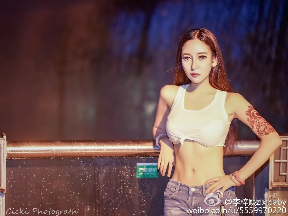 Li Zixi - Weibo Sexy Temptation Photos photo 23
