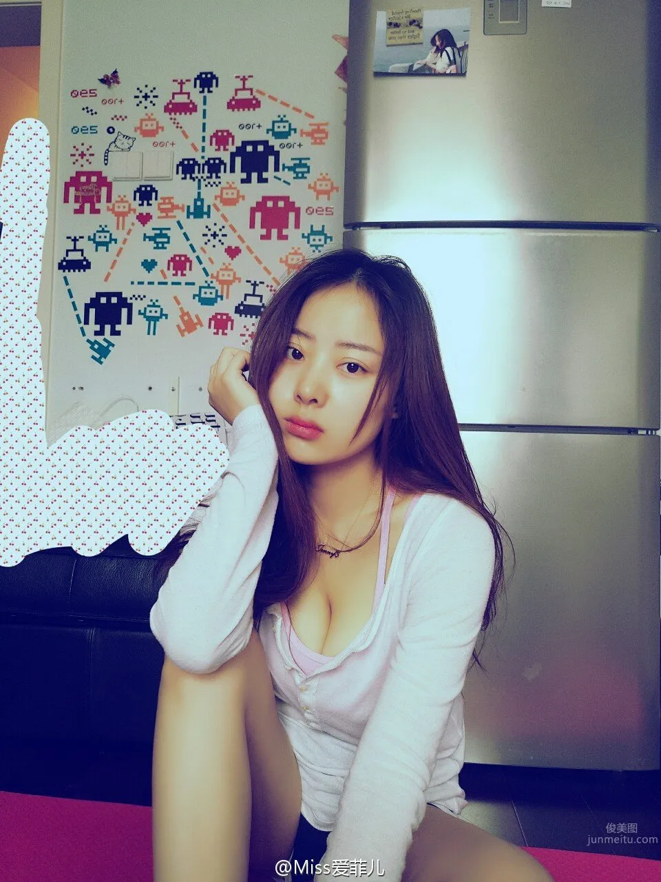 Miss爱菲儿- 32H天然大白兔美女主播_9