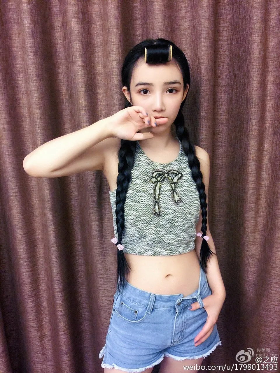 之應- 蘿莉妹子俏皮寫真 22