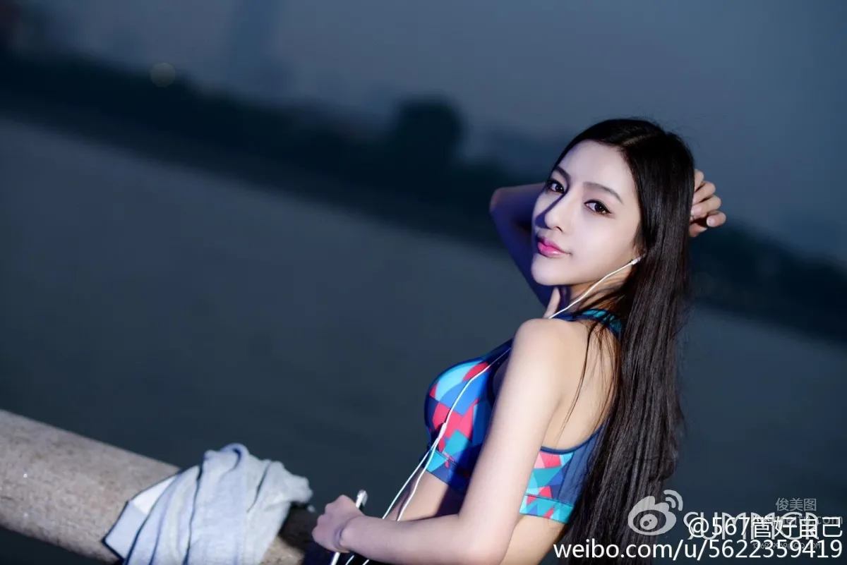 UU Awen - Super Cute Little Girl Weibo Private Shoot Photos photo 28