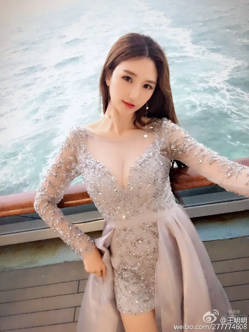 王明明- 完美曲线比基尼私房照_19