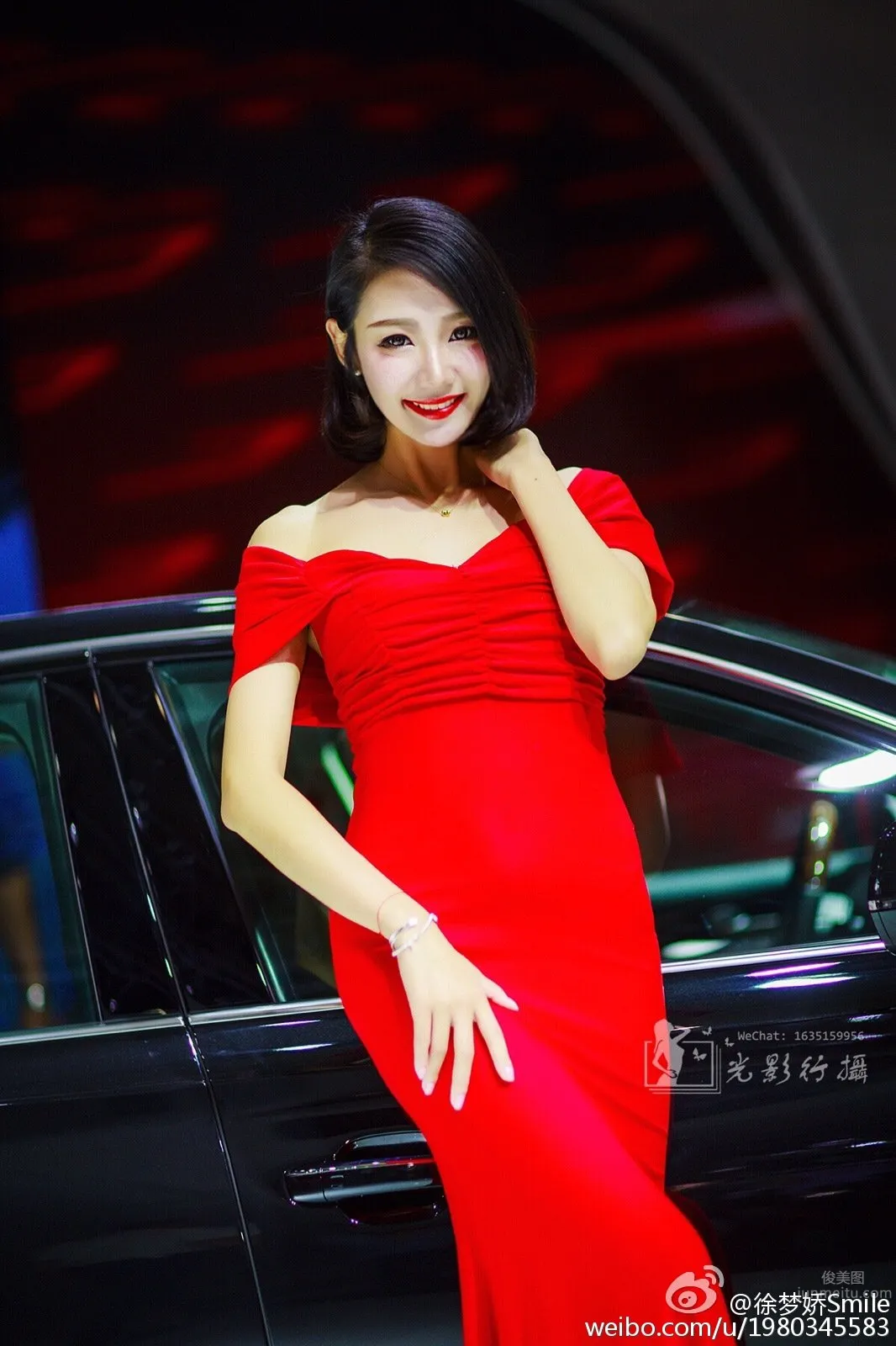 Xu Mengjiao Smile, Fashionable and Beautiful Car Model photo 8