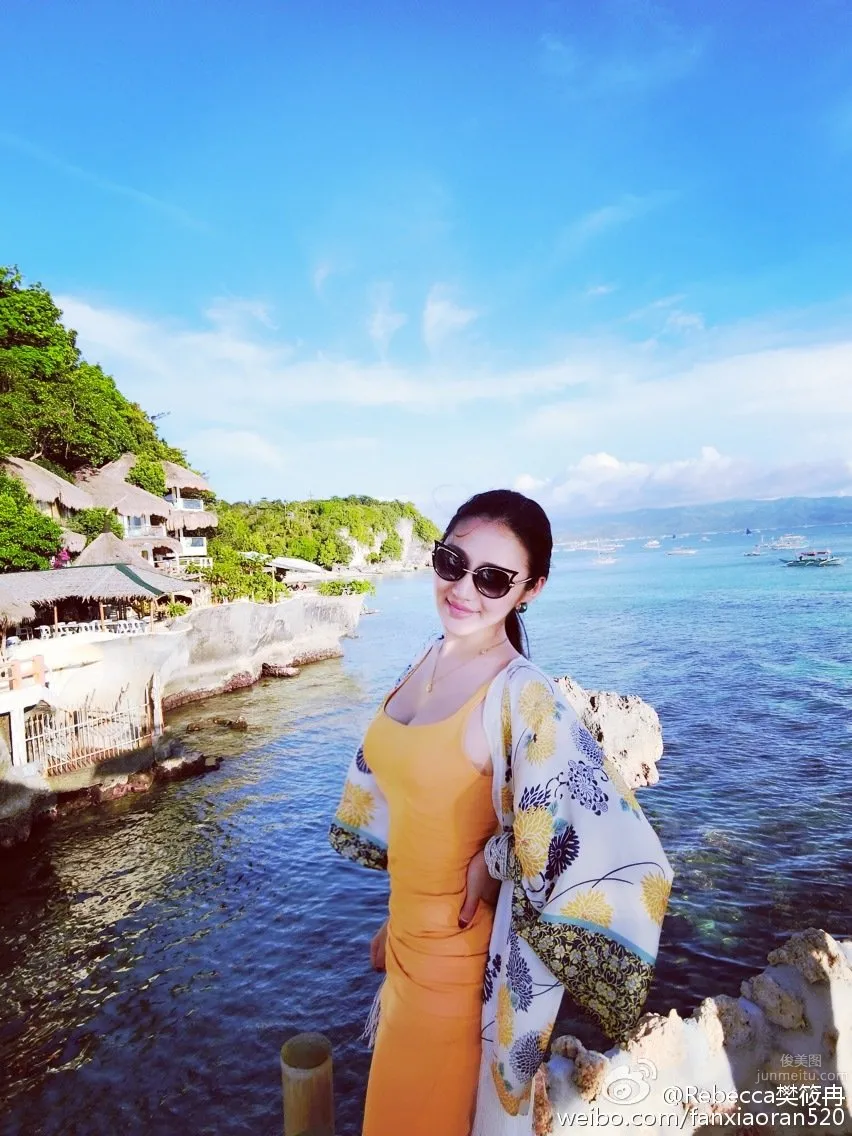 Fan Xiaoran Rebecca - Weibo Private Photos photo 16