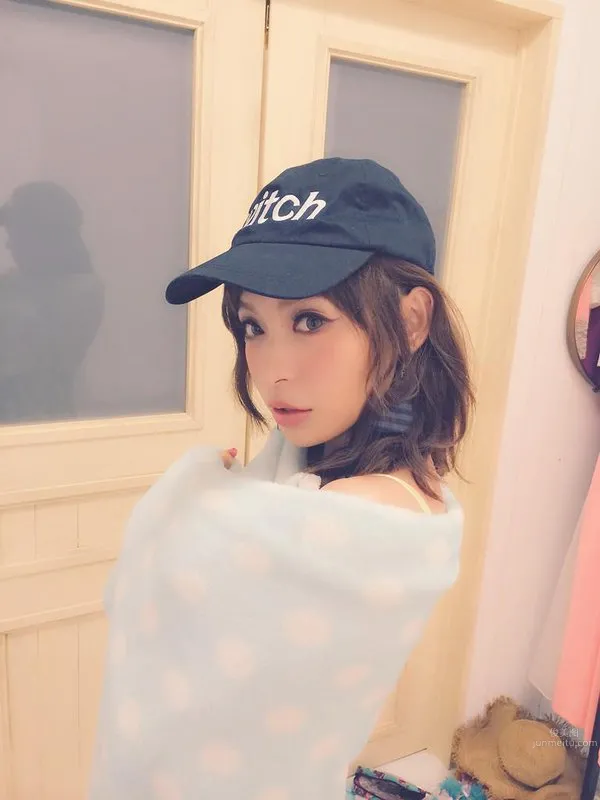 Narumi Nakakita, Gyaru Beautiful Girl Twitter Portraits photo 12