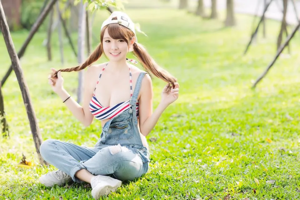 Lisa莉莎- 32D可愛正妹海量私房寫真 10