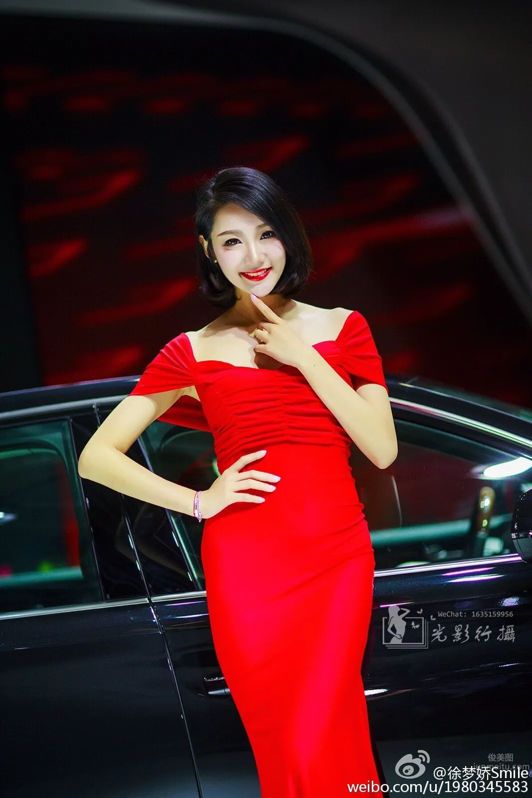 Xu Mengjiao Smile, Fashionable and Beautiful Car Model photo 6
