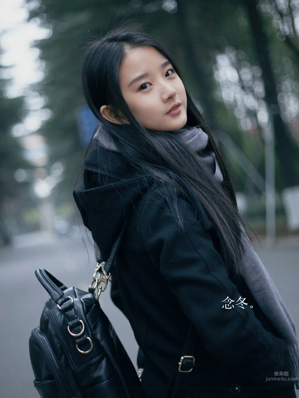 Yinyue Liao: Moon photo 25