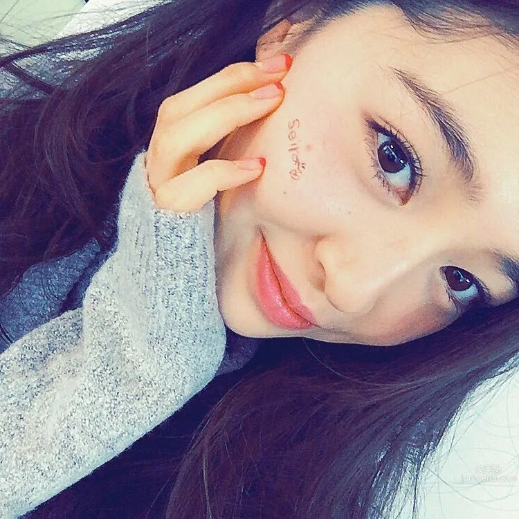 上西星來- 充滿透明感的美貌 10