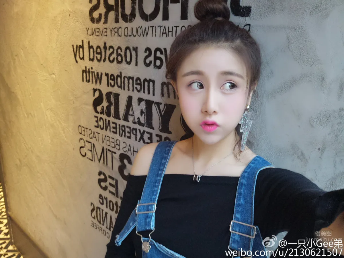 方喆- 美女私房美图_1