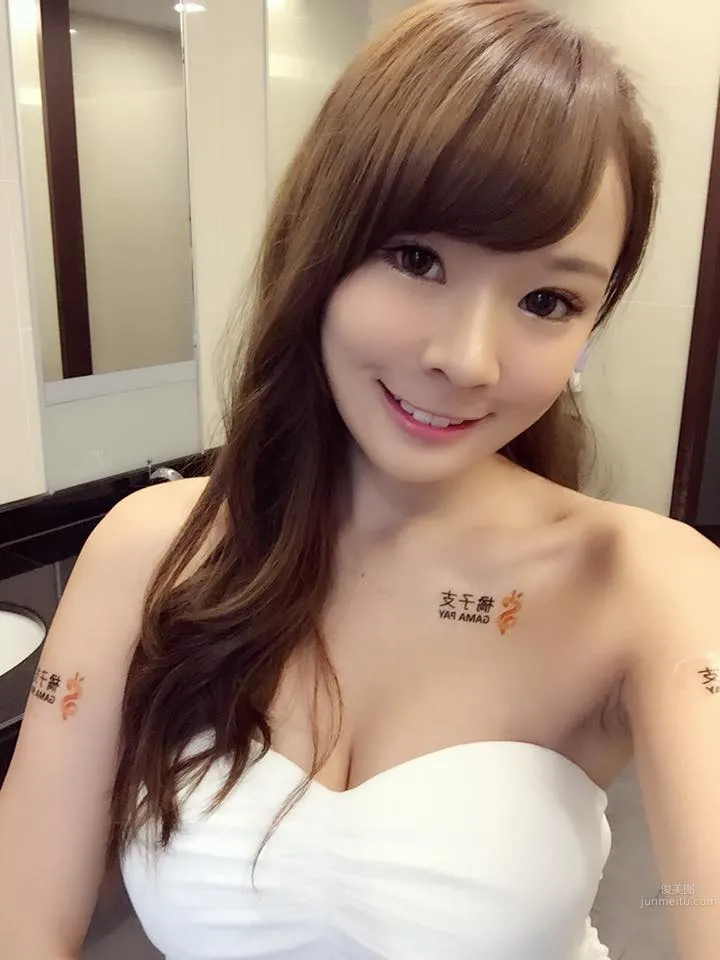 Lisa莉莎- 32D可愛正妹海量私房寫真 24