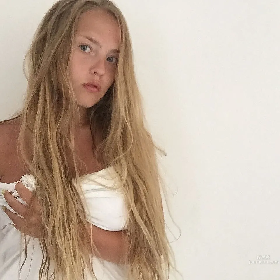 Oksana Neveselaya- 全球最性感數學老師海量私房照 12