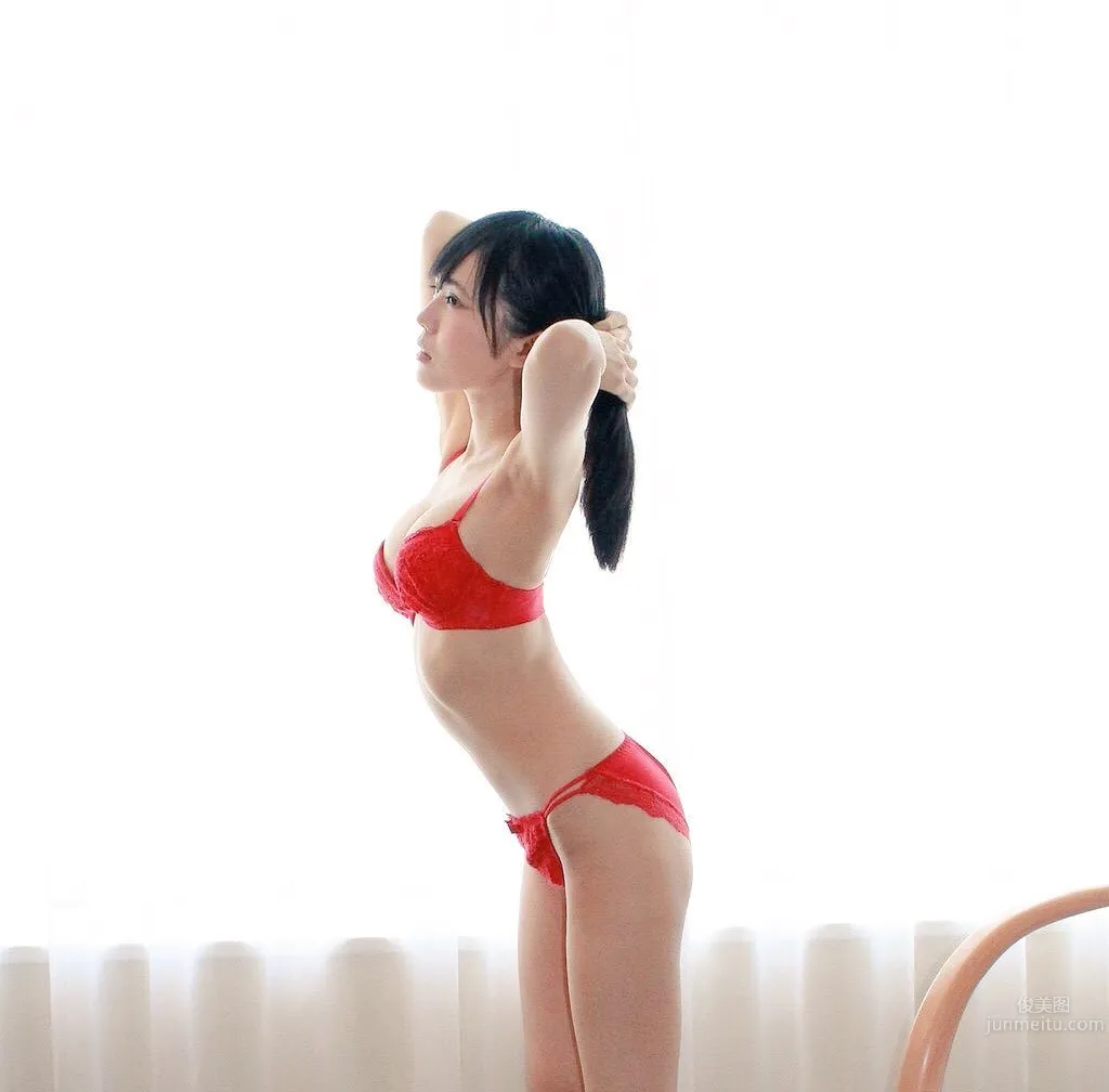 田中みか- 雪肌膚派美少女大膽寫真 22