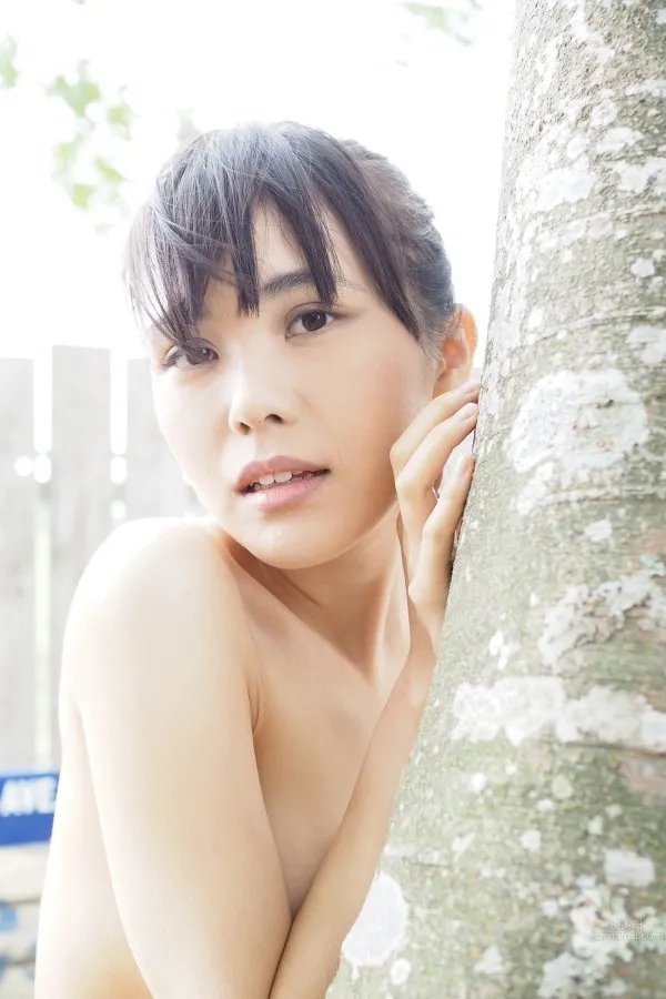 田中みか- 雪肌膚派美少女大膽寫真 4