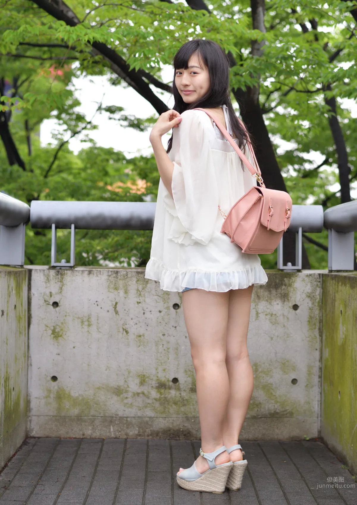 Akane Suzuki, First Bikini Swimsuit Photos photo 12
