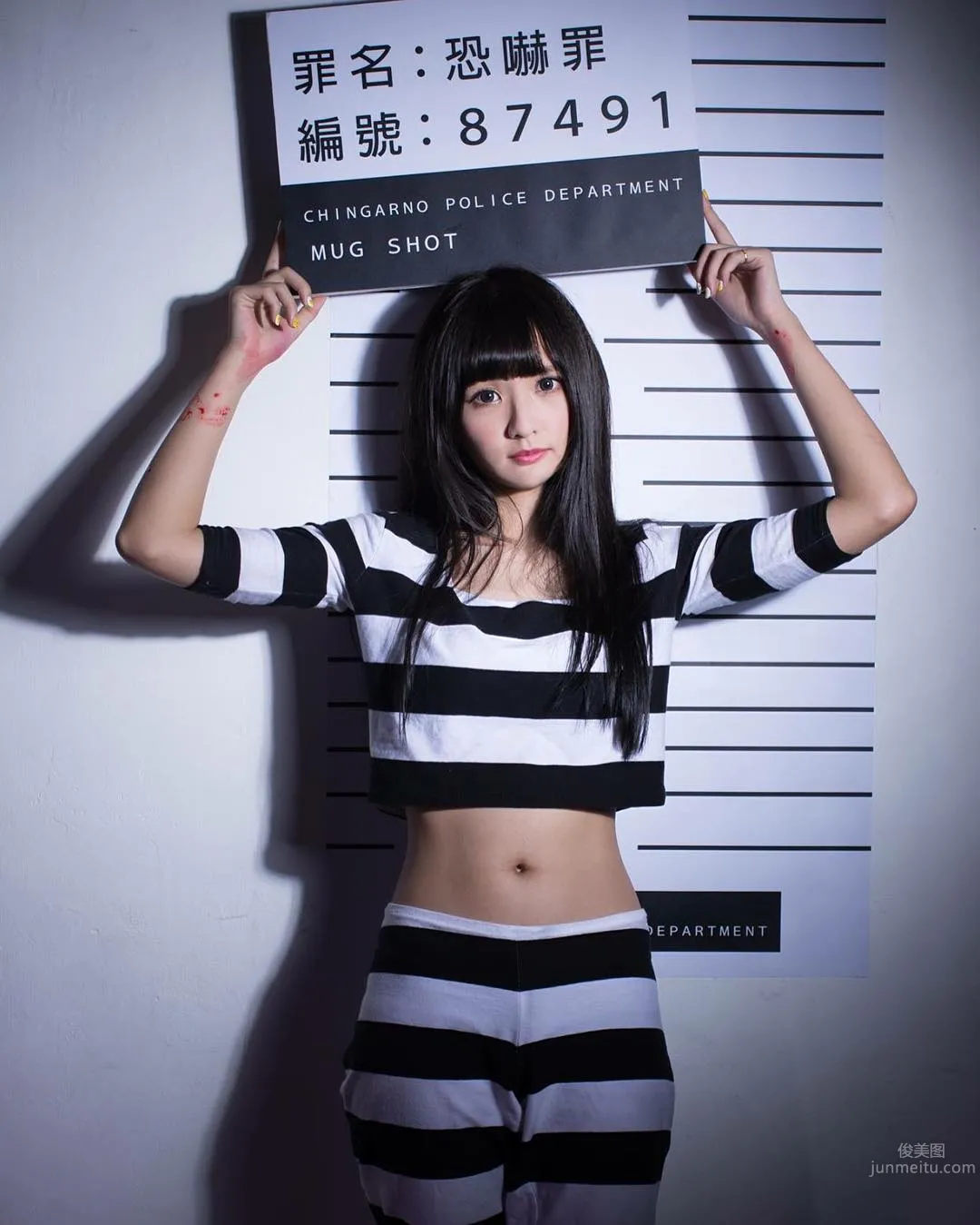 Mini Ami, Big-Eyed Model Who Looks Like a Doll photo 14