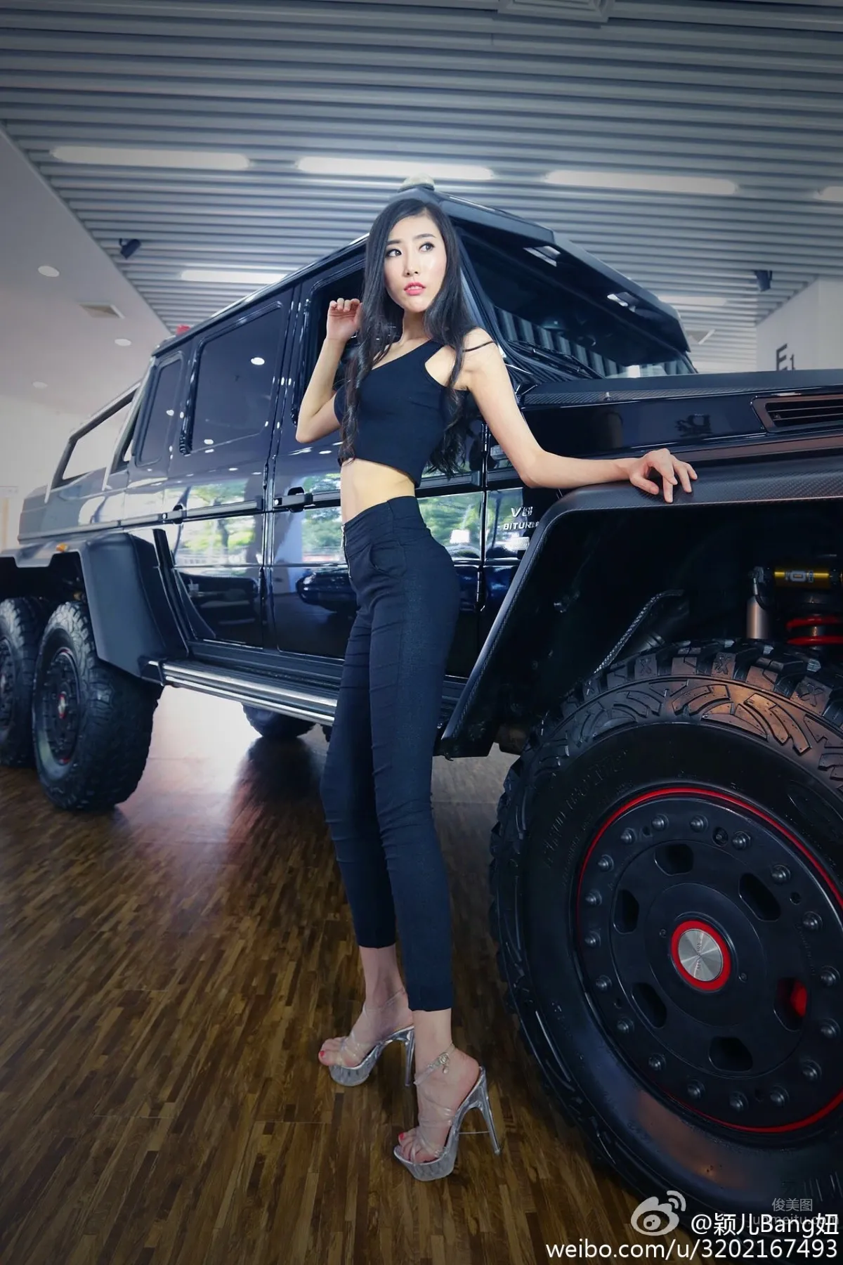Liu Ying Bang Niu - Leggy Beauty Private Shoot photo 1